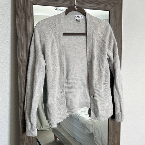 Vintage KORET 80's Gray Cardigan Lambswool/Angora Women's Size Medium - Picture 2 of 14